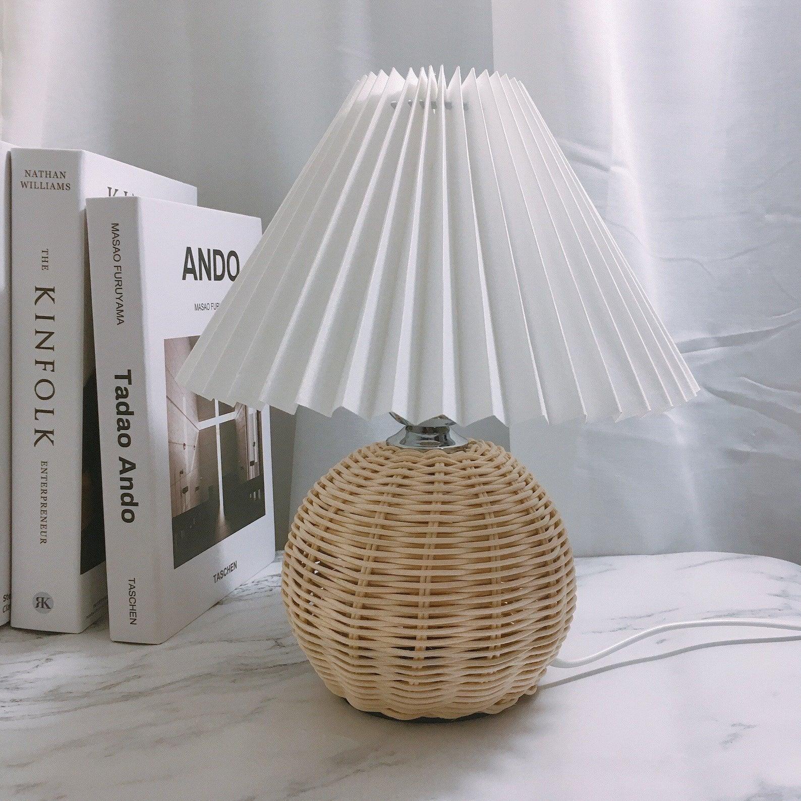 Rattan Pleated Table lamp