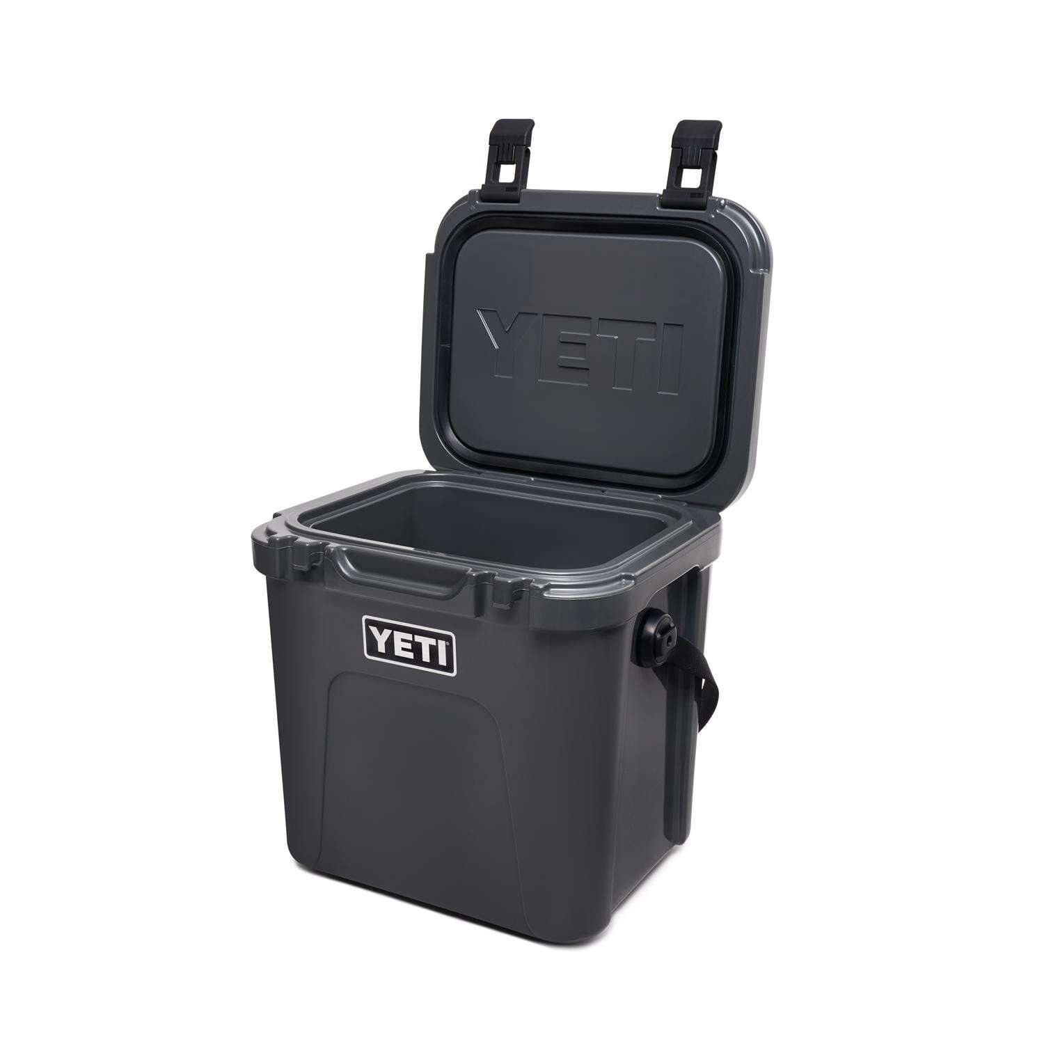 YETI Roadie 24 Charcoal 22 qt Hard Cooler