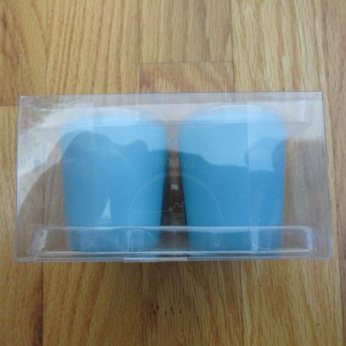 WAX AND WIX 4 PACK VOTIVE CANDLES LIGHT BLUE UNSCENTED NEW