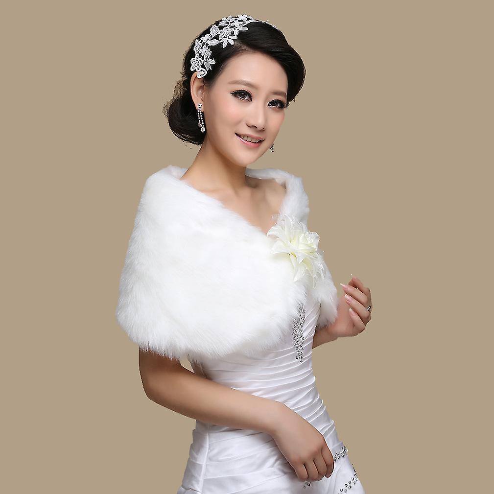 White Faux Fur Shawl Wrap Bridal Fur Scarf Gorgeous Bridesmaid Wedding Wrap Fluffy Dress Cape