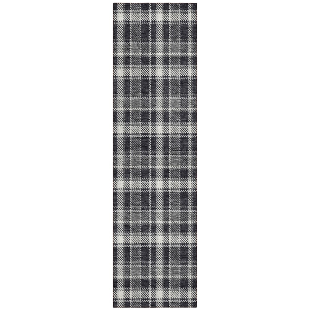 Machine Washable Indoor/ Outdoor Traditional Plaid Chantille Rug