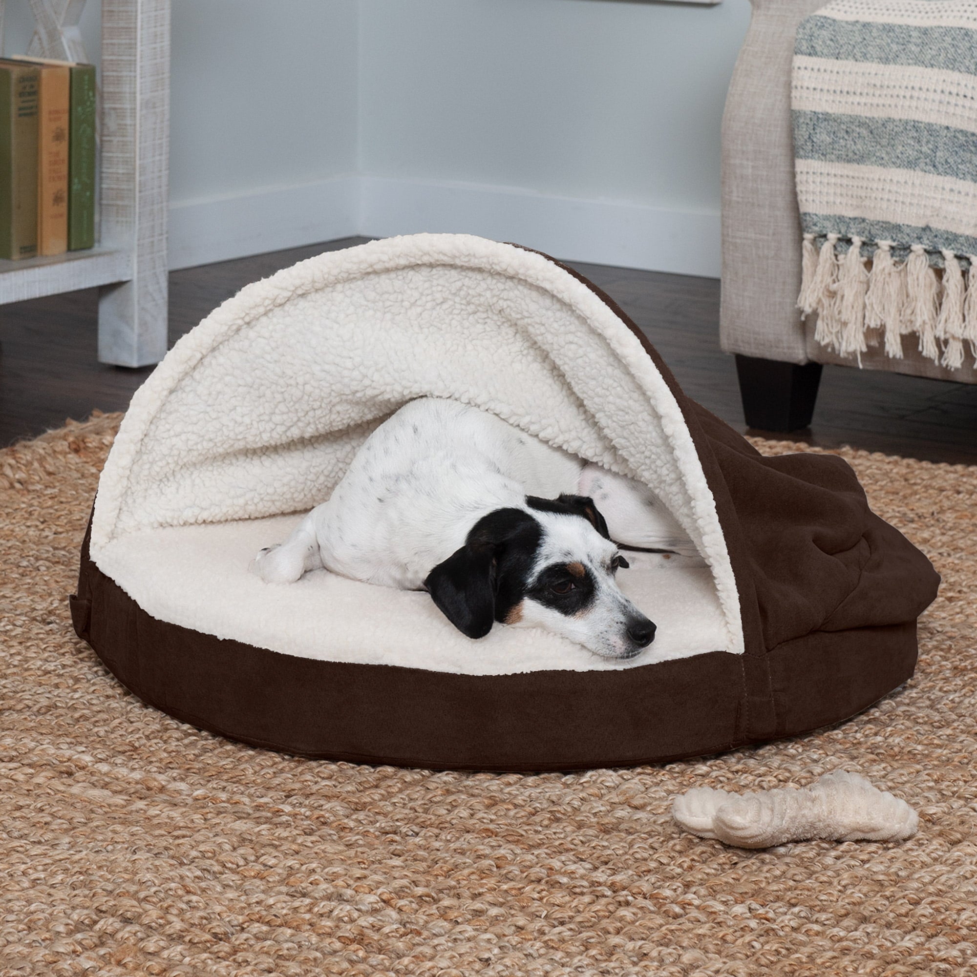 FurHaven | Orthopedic Faux Sheepskin Snuggery Burrow Pet Bed for Dogs and Cats， Espresso， 26-Inch