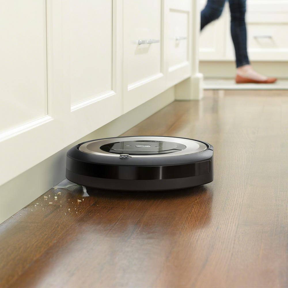 iRobot Roomba e6 (6198) Wi-Fi Connected Robot Vacuum Cleaner Ideal for Pet Hair Carpets Self-Charging in Sand Dust e619820