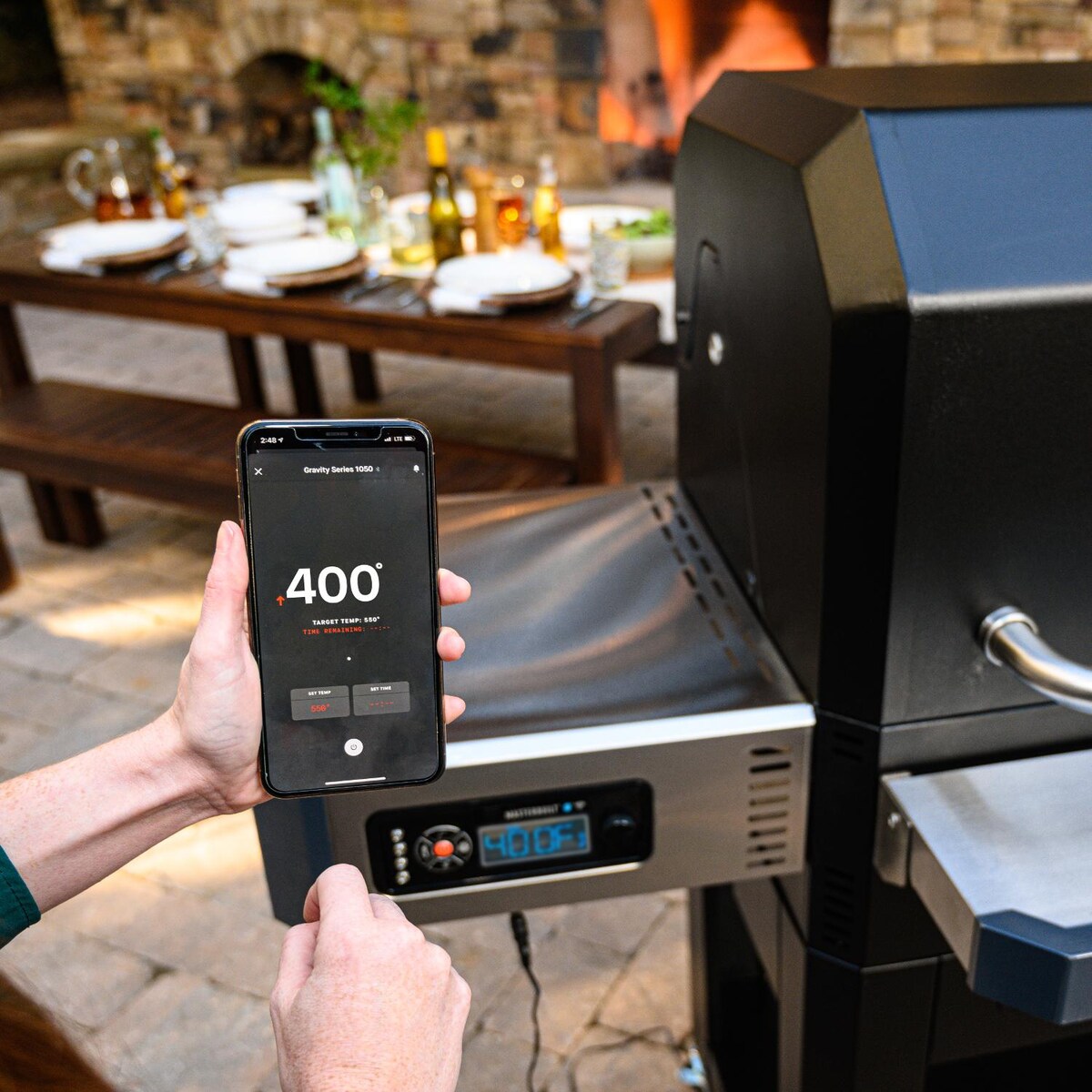 Masterbuilt Gravity Series 1050 Charcoal Grill/Smoker