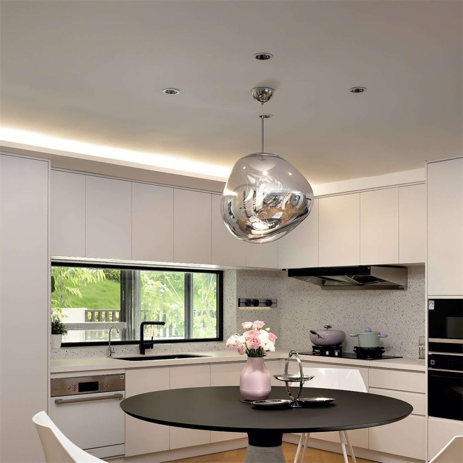 Multi Lava Round Pendant Lamp