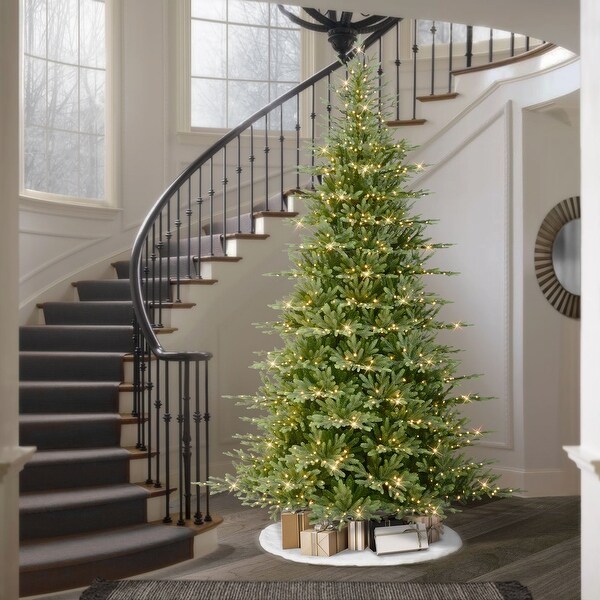 Puleo International 9 ft. PreLit Alberta Spruce Artificial Christmas Tree