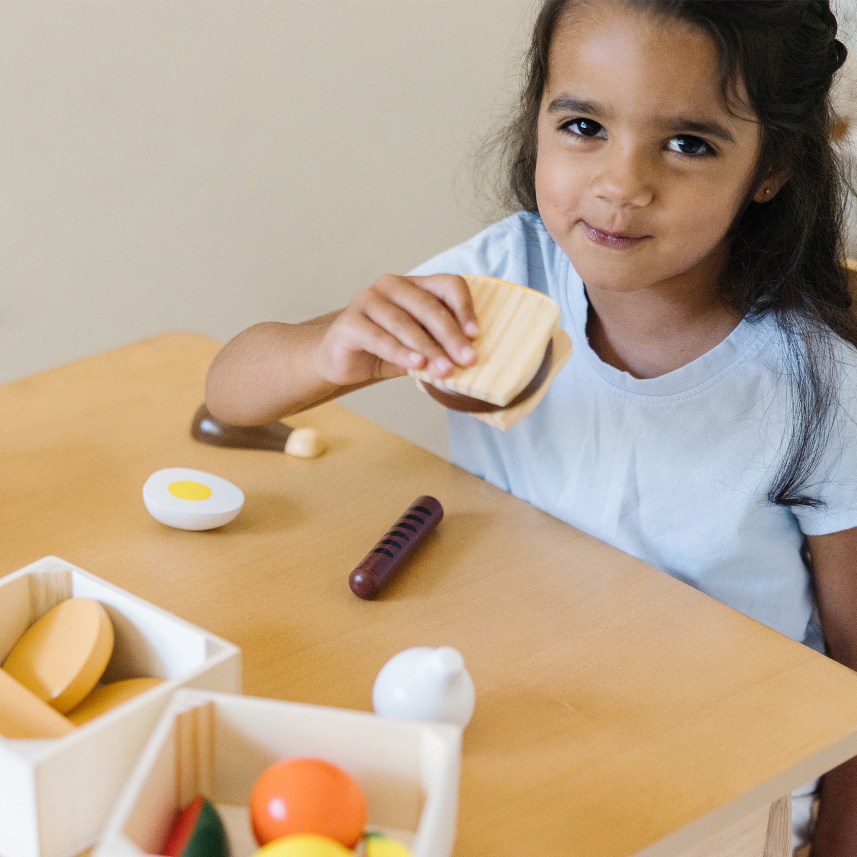 Melissa and Doug Food Groups - 21 Wooden Pieces and 4 Crates