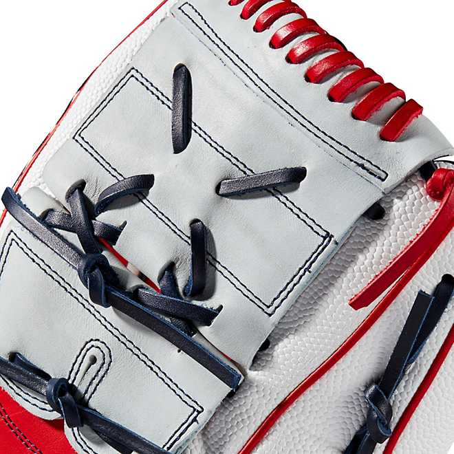 Wilson A2000 12.25 in. Monica Abbott Pitcher's Fast-Pitch Softball Glove