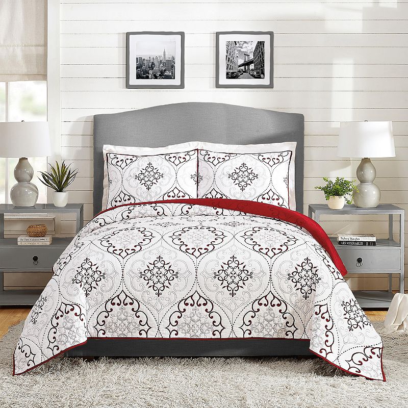 Modern Heirloom Chambers Quilt Set