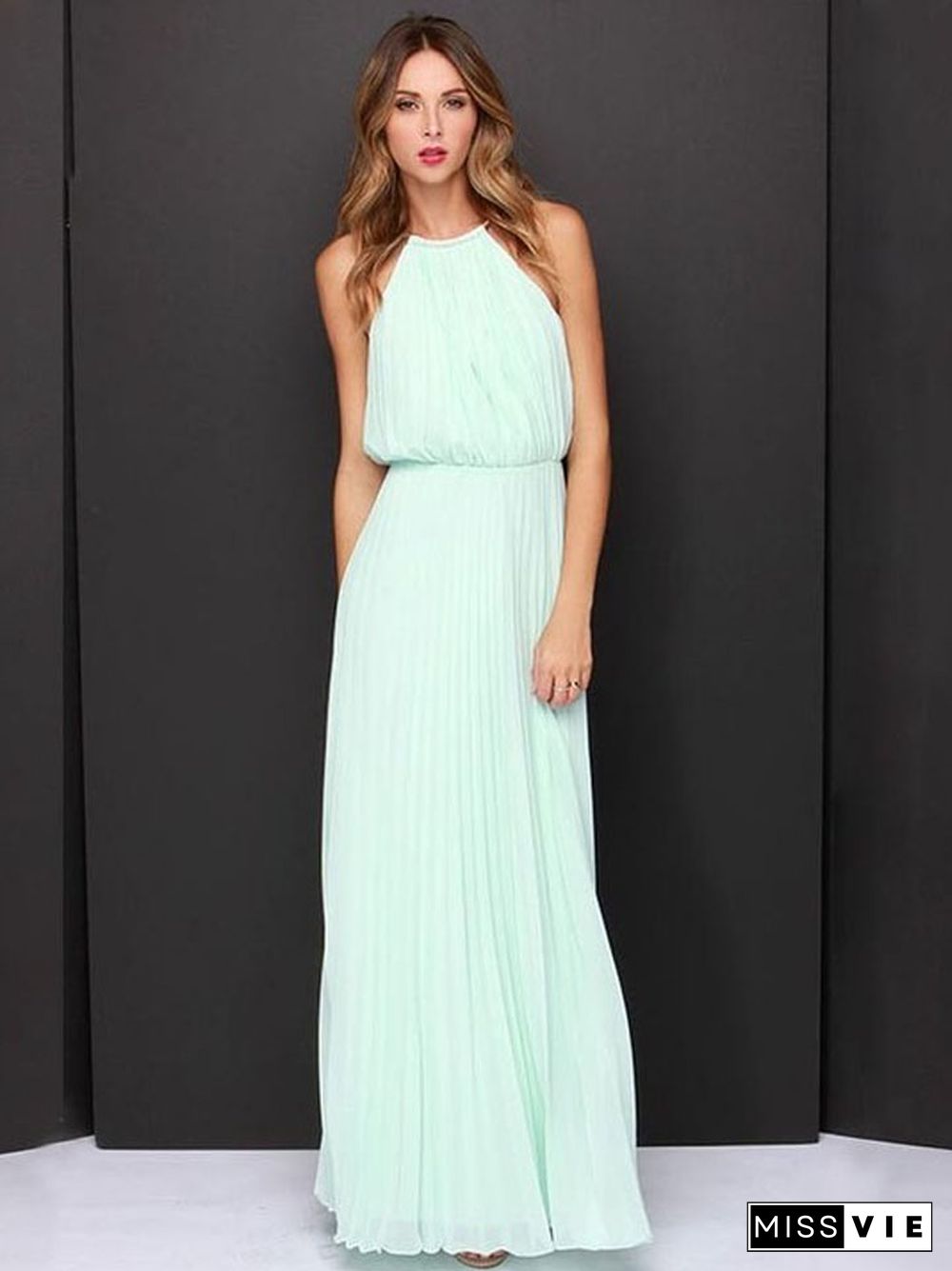 Sleeveless Pleated Fashion Sexy Dress Long Skirt