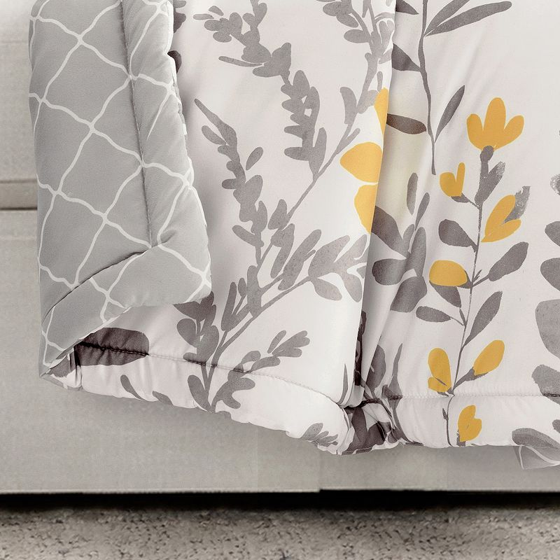 Lush Decor Aprile Throw