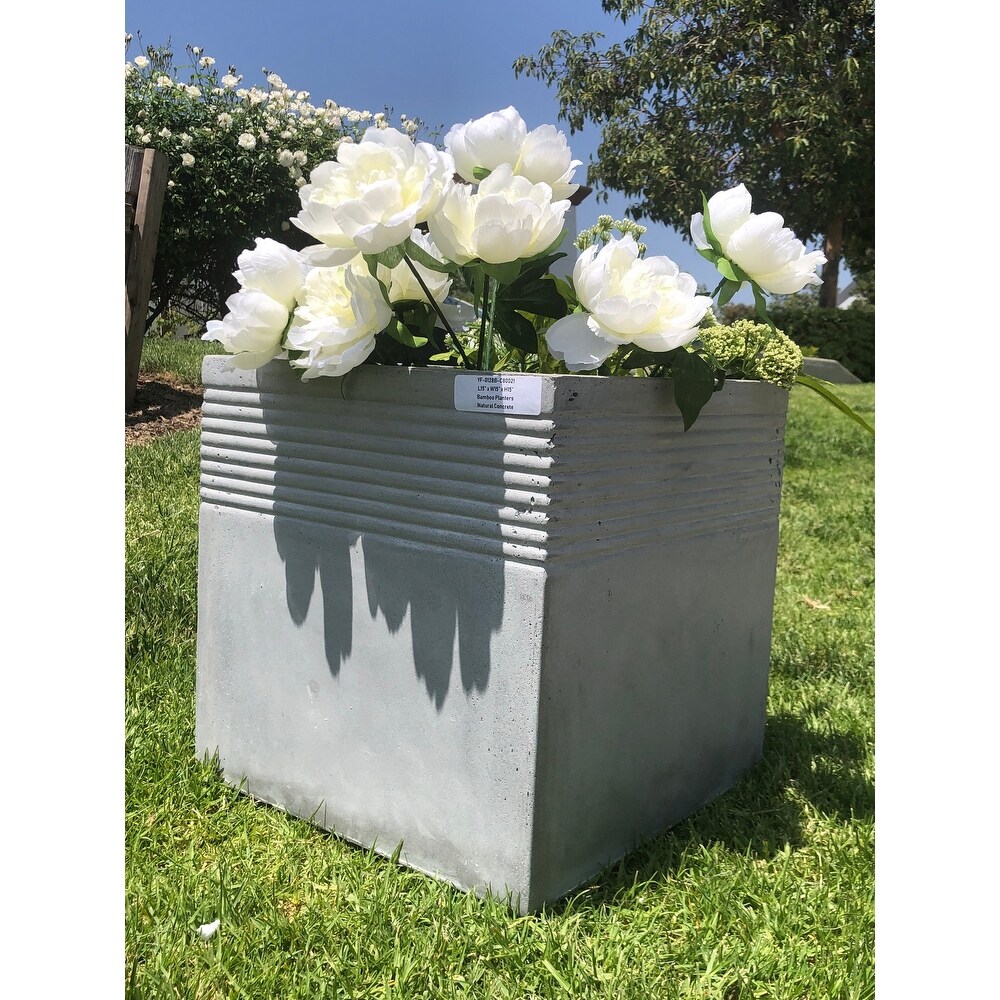 Durx litecrete Lightweight Concrete Square Stripped Light Grey Planter Large   17.7'x17.7'x17.7'