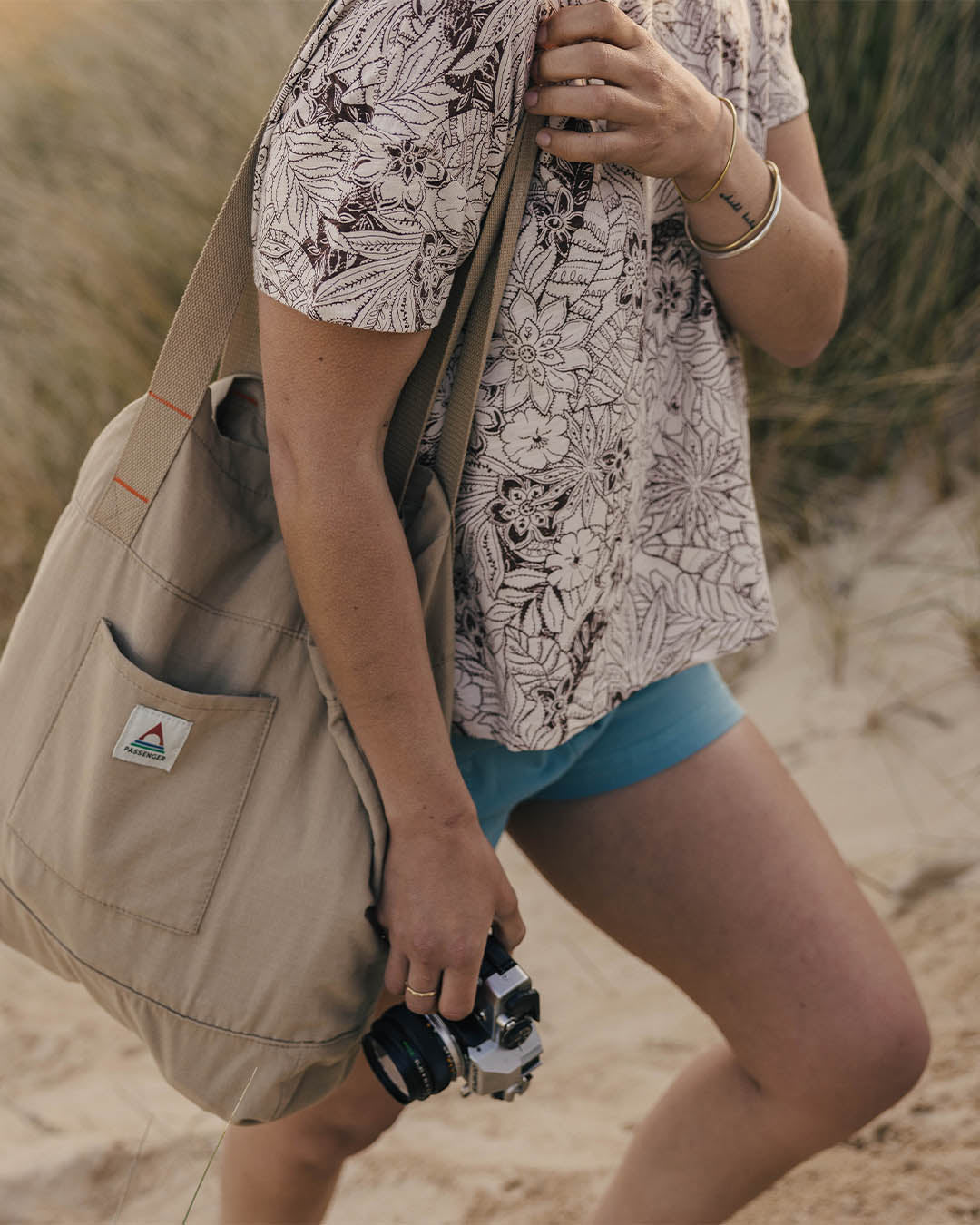 Fawn Recycled Cotton T-Shirt - Chestnut Floral Pattern