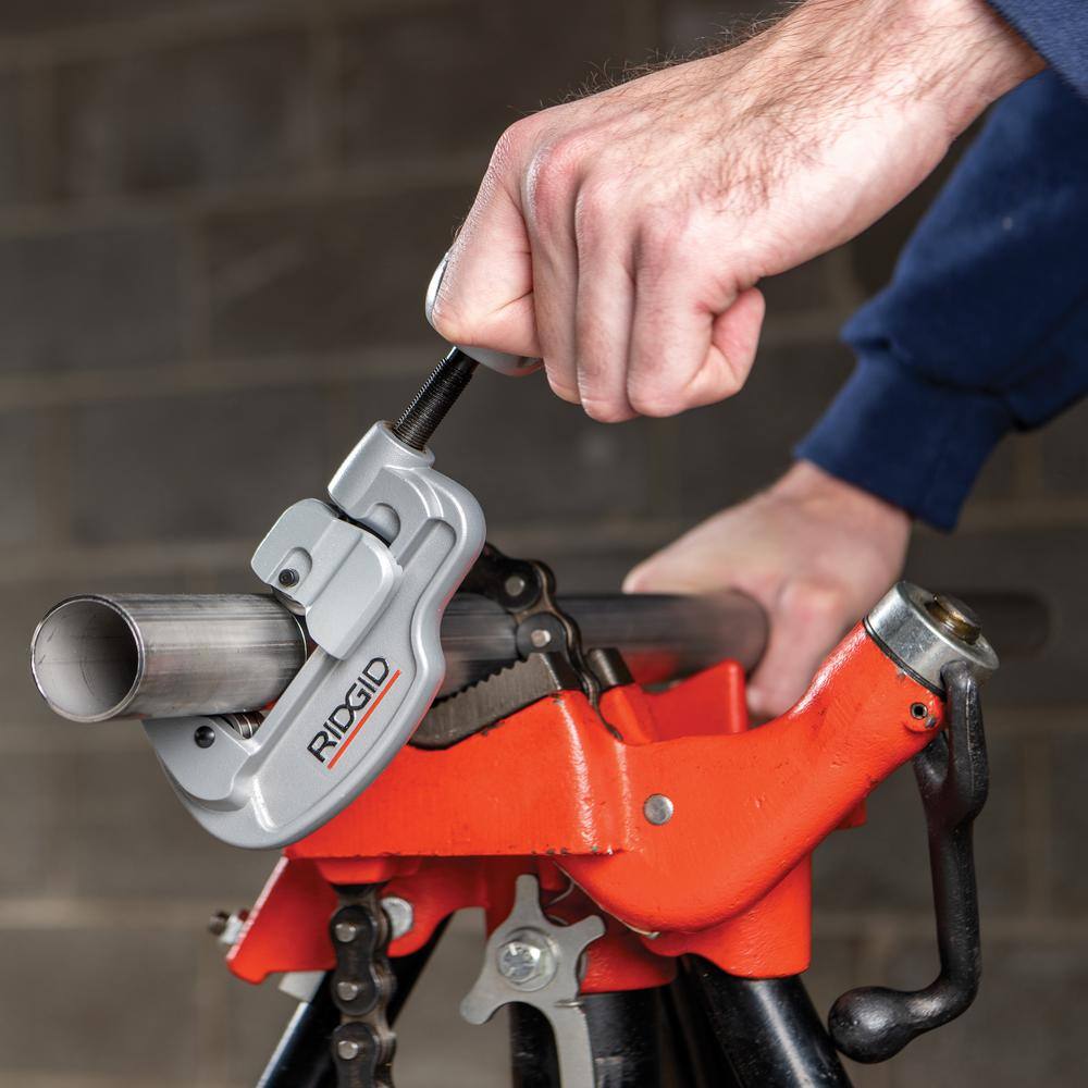 RIDGID 14 in. to 1-38 in. Model 35S Stainless Steel Tubing Cutter with Quick Cutting X-CEL Knob Contoured Frame Tubing Tool 29963