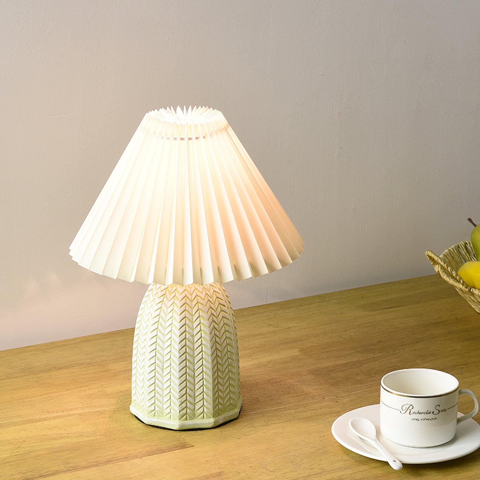 Vintage Pleated Table Lamp