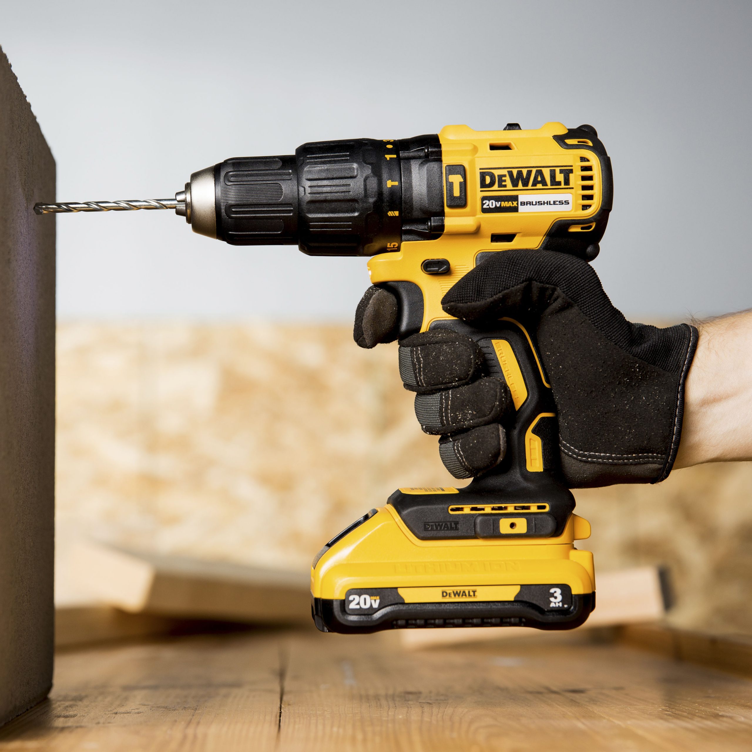 DEWALT DCD778L1 1/2-in 20-volt Max-Amp Variable Speed Brushless Cordless Hammer Drill (1-Battery Included)