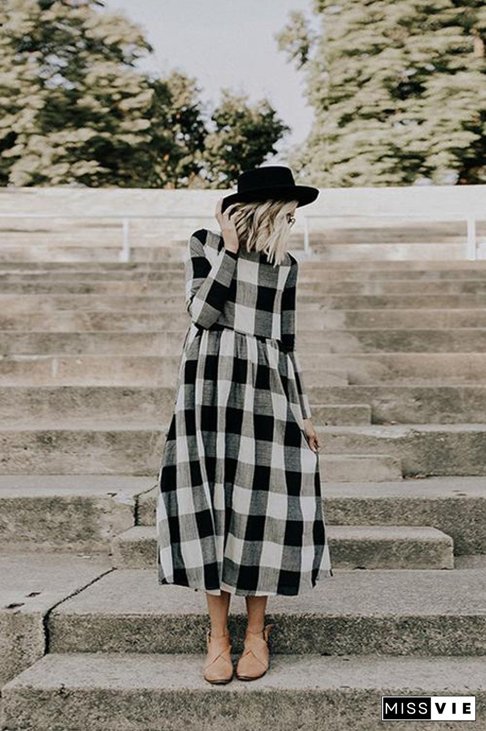 Countryside Vibe Tartan Long Sleeve Maxi Dress