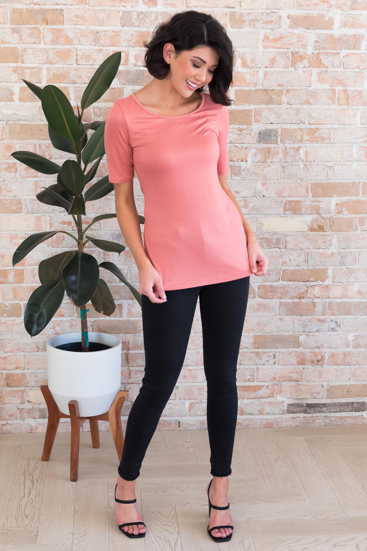 Everyday Scoop Neck Modest Top