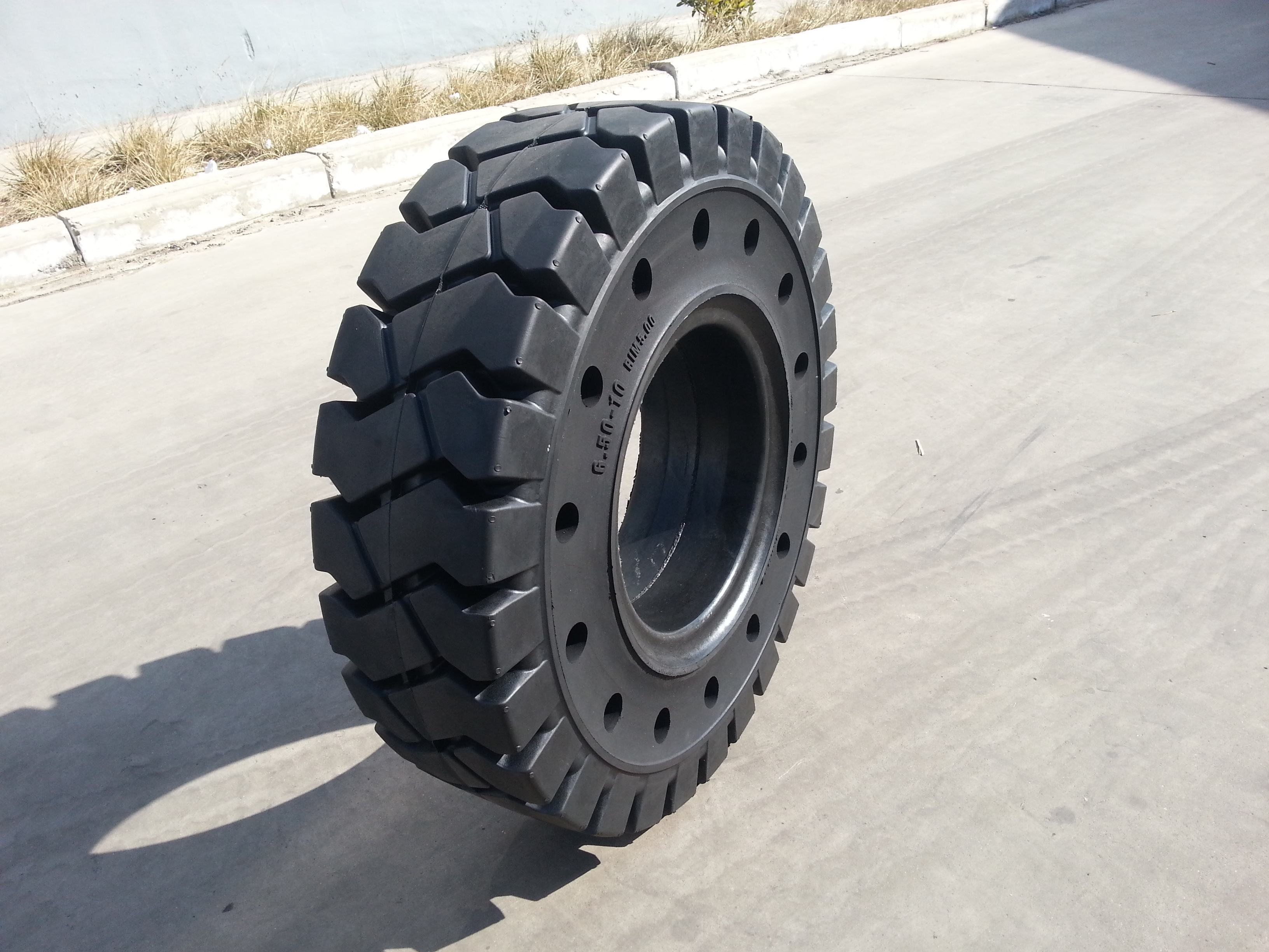 forklift tire manufacturer with solid forklift tires 600 9 650 10  700 12  28*9 15 and other wheels