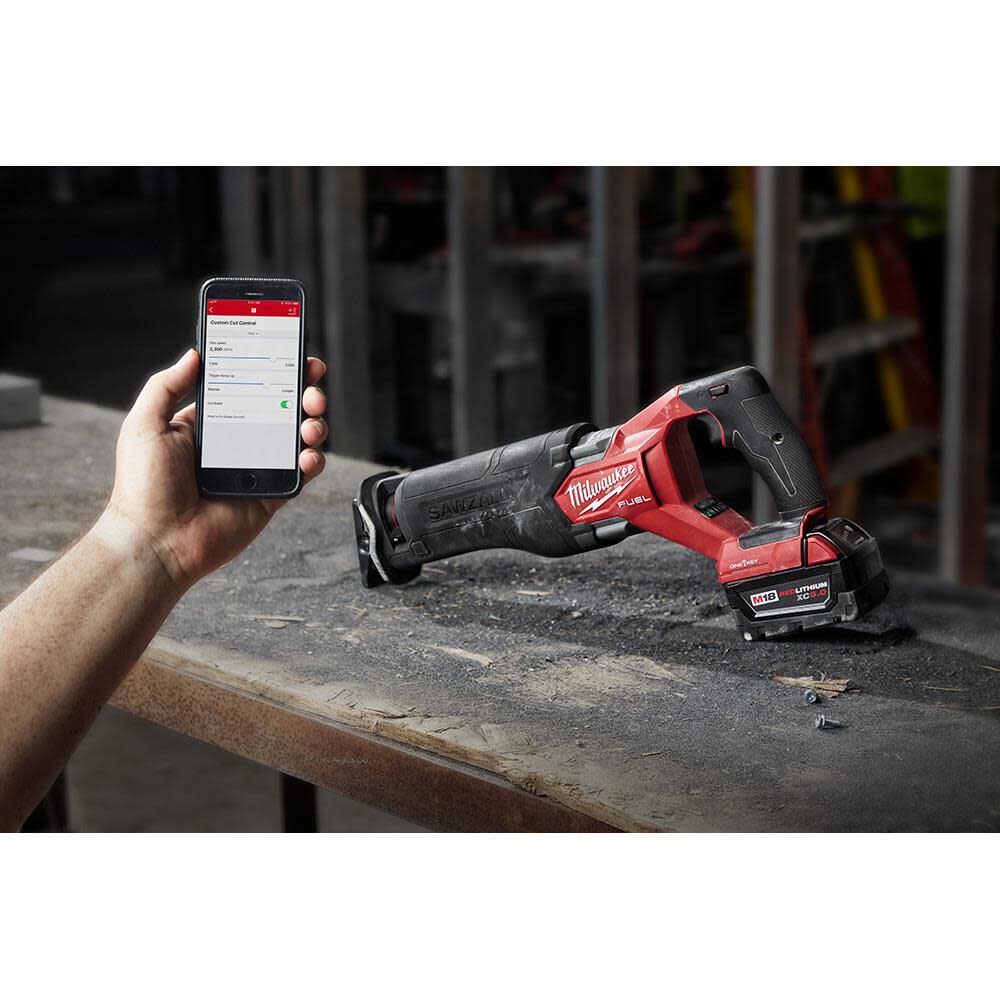 Milwaukee M18 FUEL SAWZALL Reciprocating Saw with ONE-KEY - 2 Battery XC5.0 Kit 2822-22 from Milwaukee