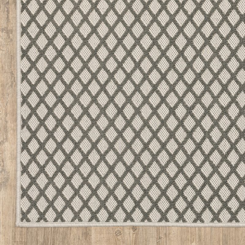 StyleHaven Trevor Corner Detail Bordered Indoor Outdoor Rug