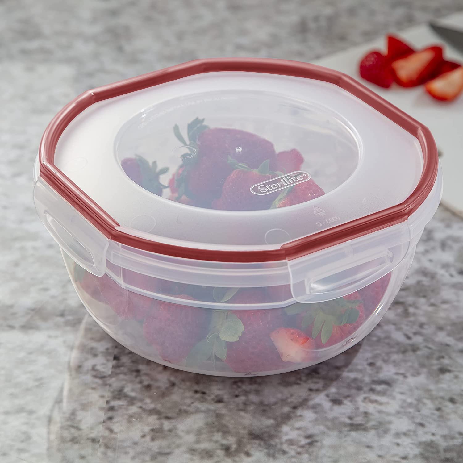 Sterilite 0 Ultra-Seal 2.5 Quart Bowl， Clear Lid and Base with Rocket Red Gasket， 4-Pack