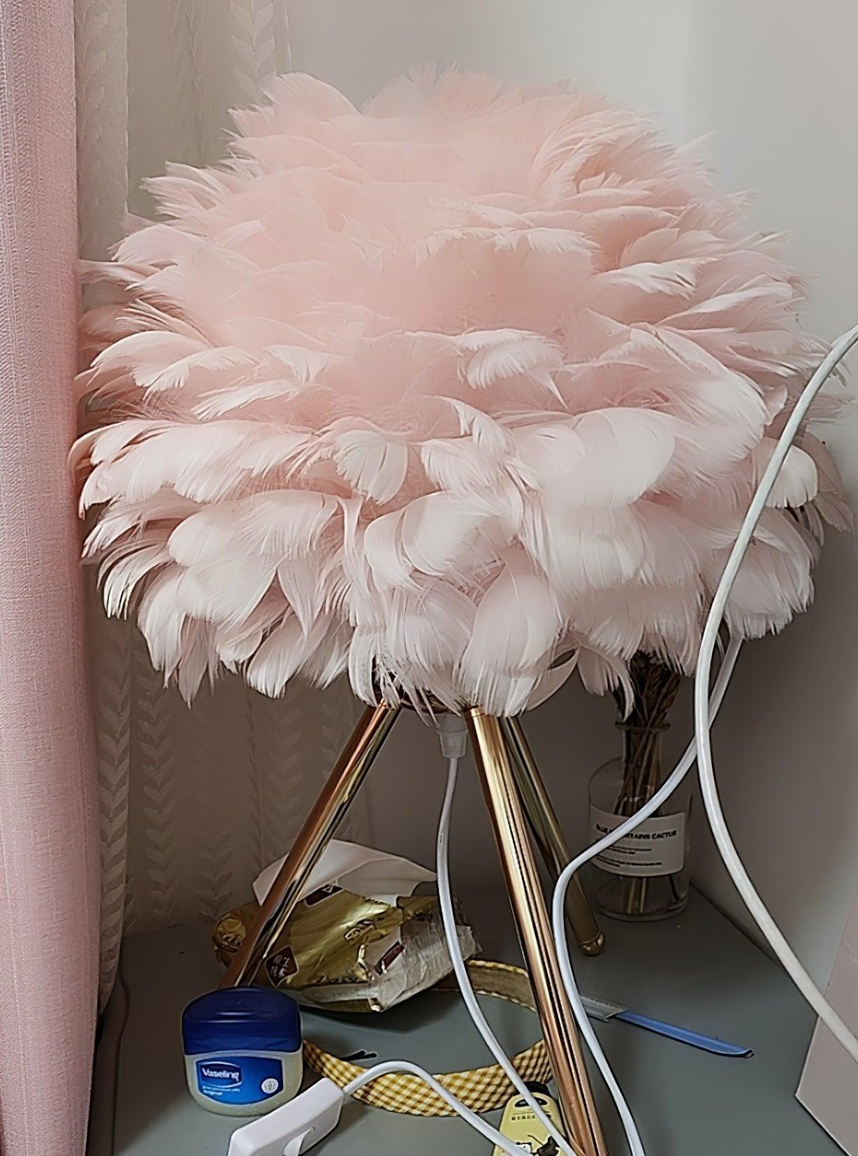 Goose Feather Table Lamp