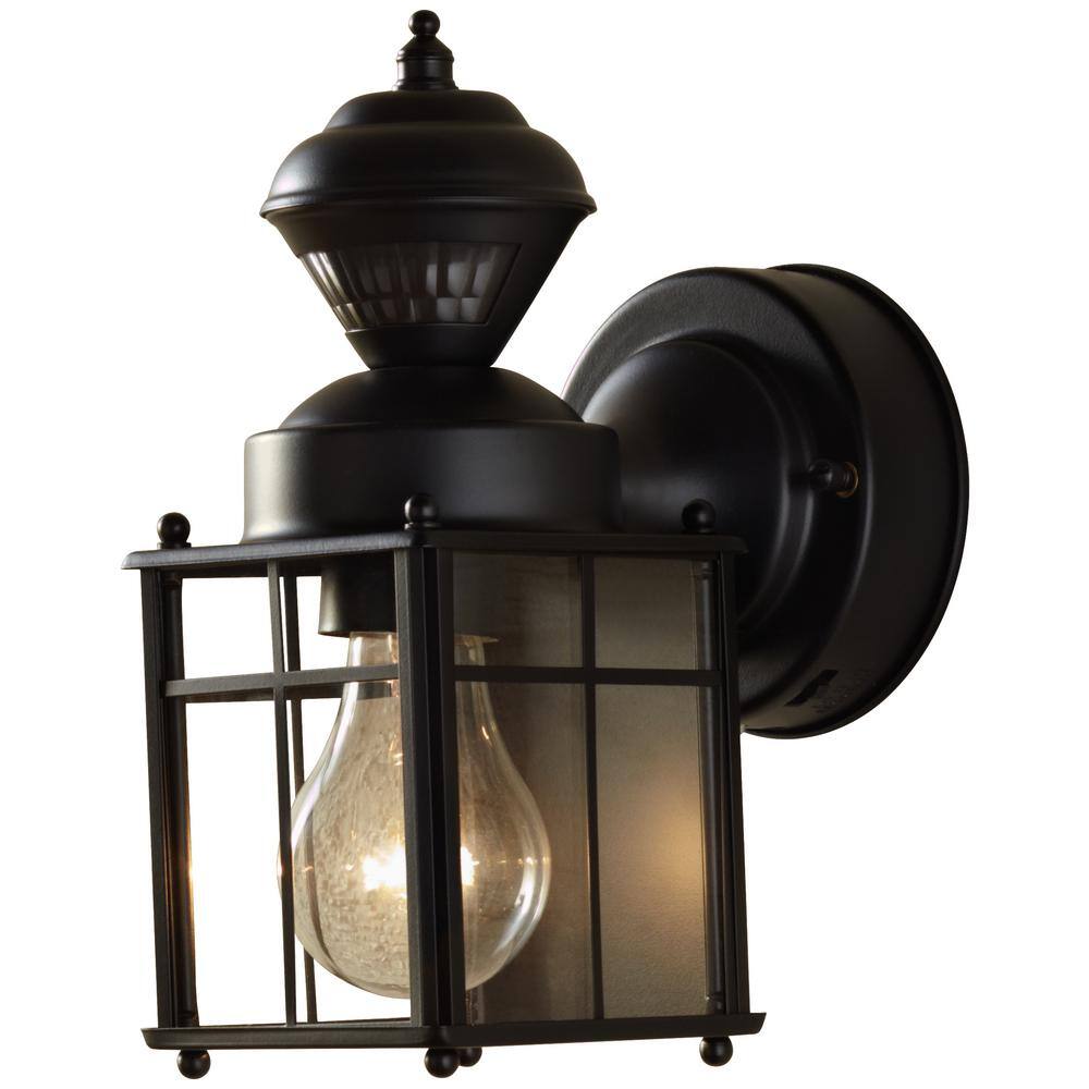 Hampton Bay Bayside Black Farmhouse 150-Degree Motion Sensor Outdoor 1-Light Wall Sconce HB-4132-MB