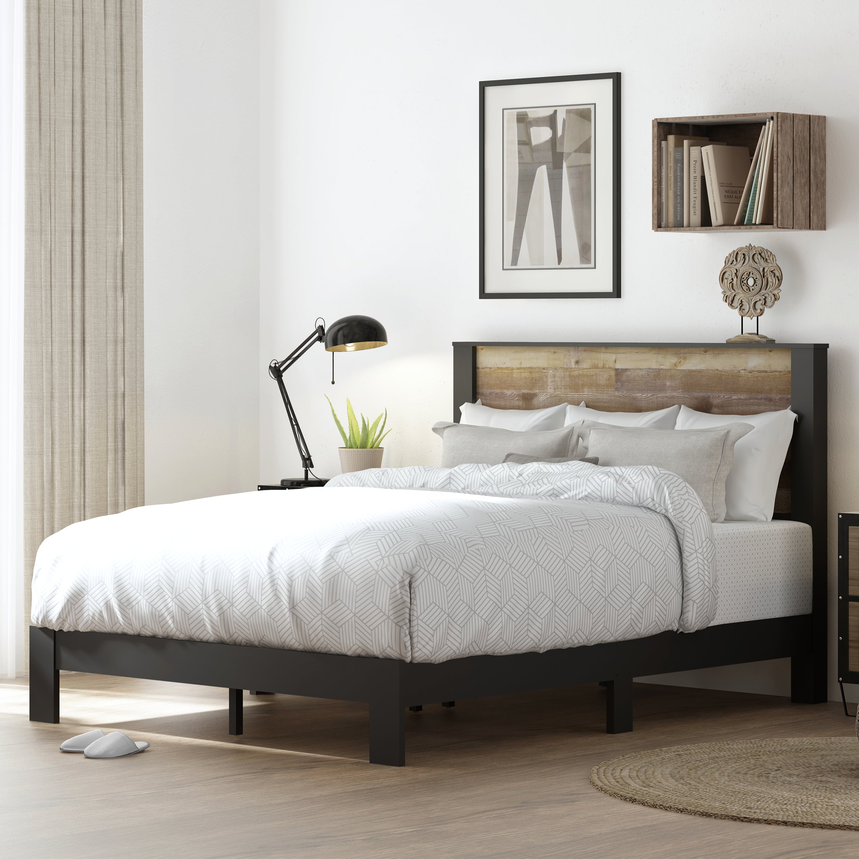 Bezza Panel Queen Platform Bed, Knotty Oak and Black Matte