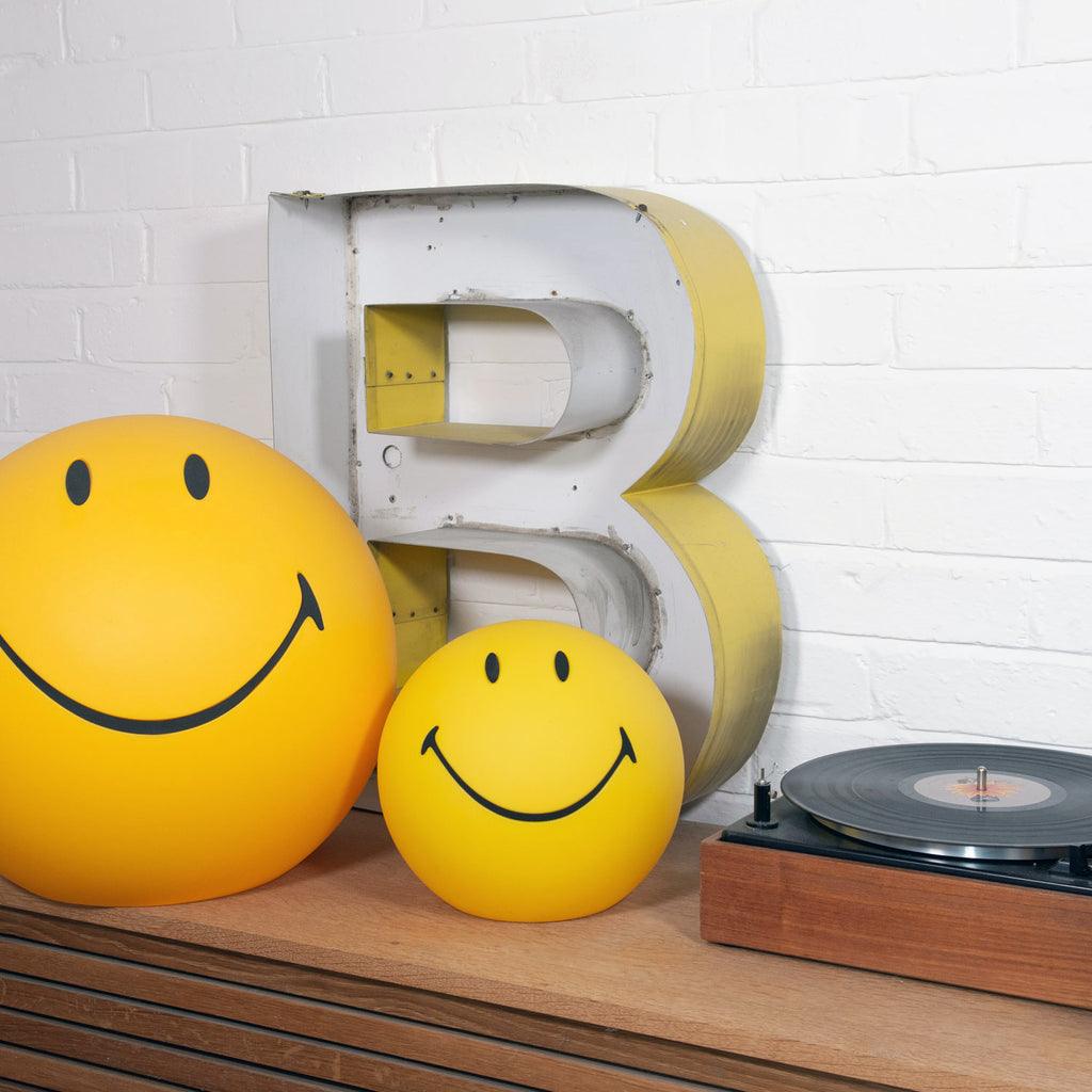 Smiling Table Lamp