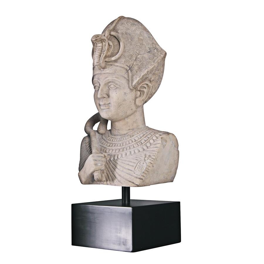 Design Toscano Egyptian Pharaoh Ramses Statue on Museum Mount