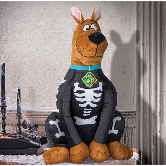 Gemmy SS225677G Scooby Doo Skeleton Plush Door Gre...