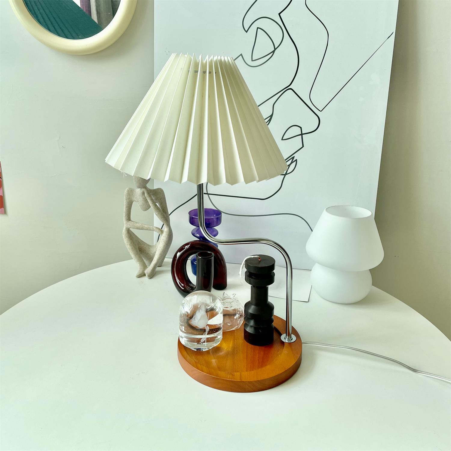 Eterna TL Table Lamp