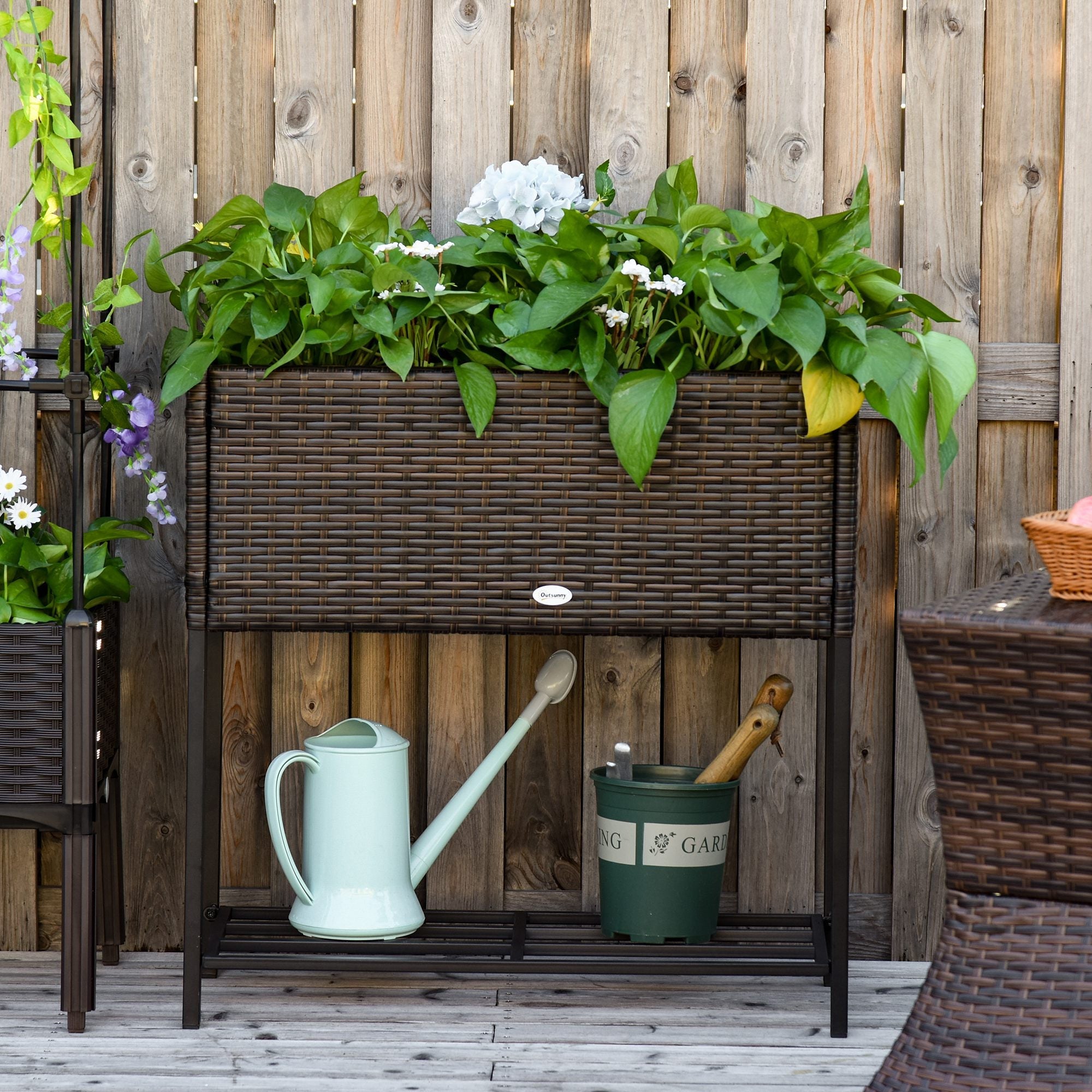 Outsunny 27.5" x 12" x 11" Brown Polyethylene and Metal Planter Box