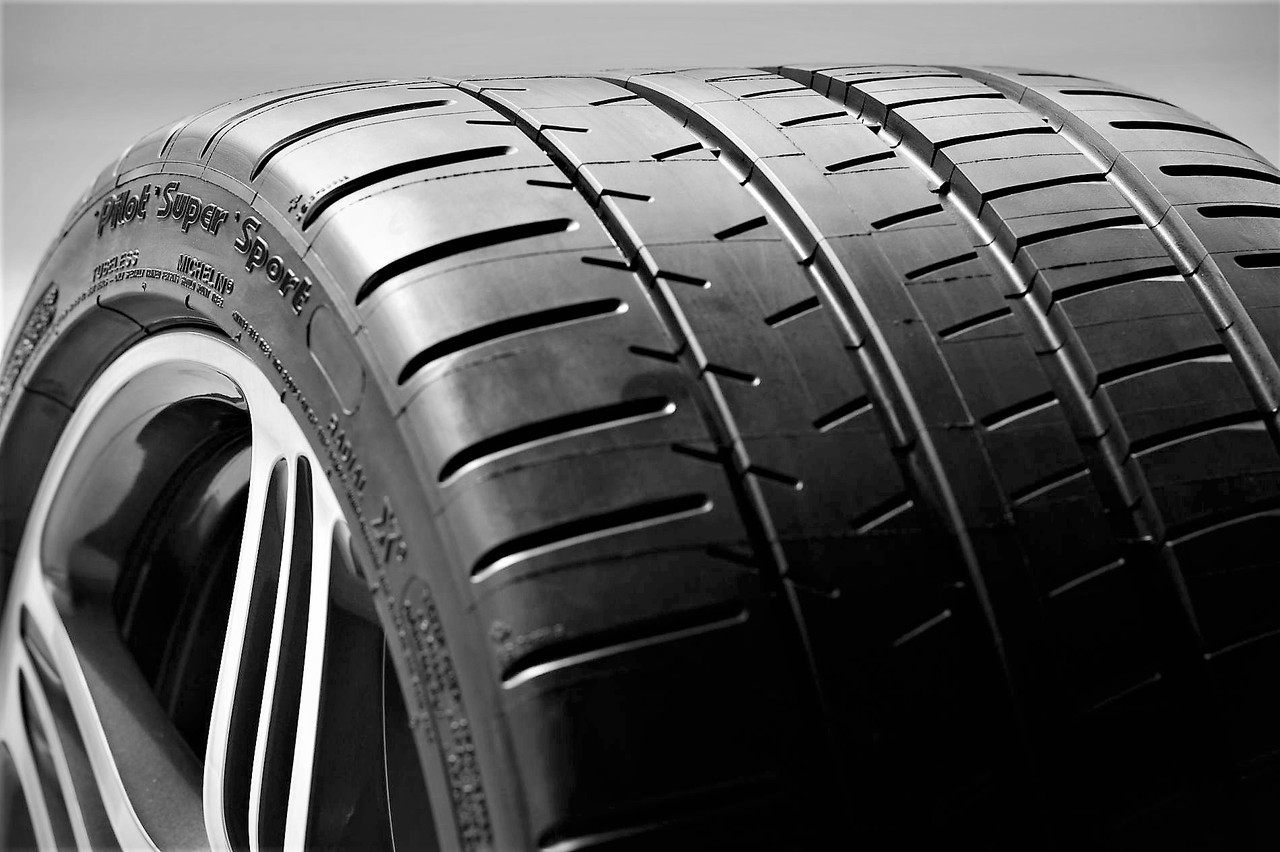 Michelin Pilot Super Sport (N0) 295