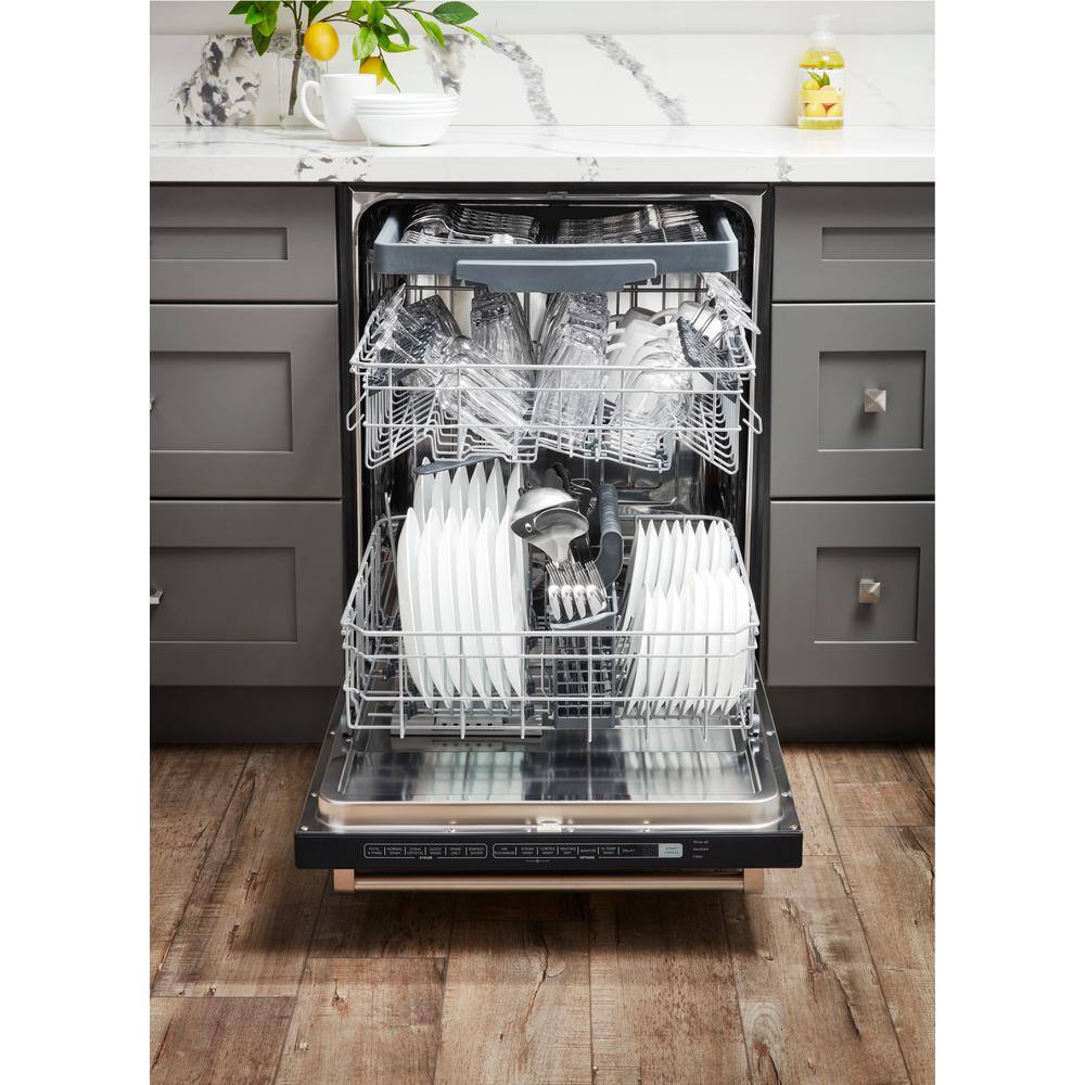 Thor Kitchen 24 in. Stainless Steel Top Control Smart Dishwasher 120-volt Stainless Steel Tub HDW2401SS