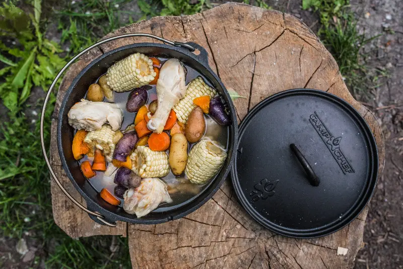 Camp Chef 4 Quart Classic 10 Inch Dutch Oven- Cast Iron