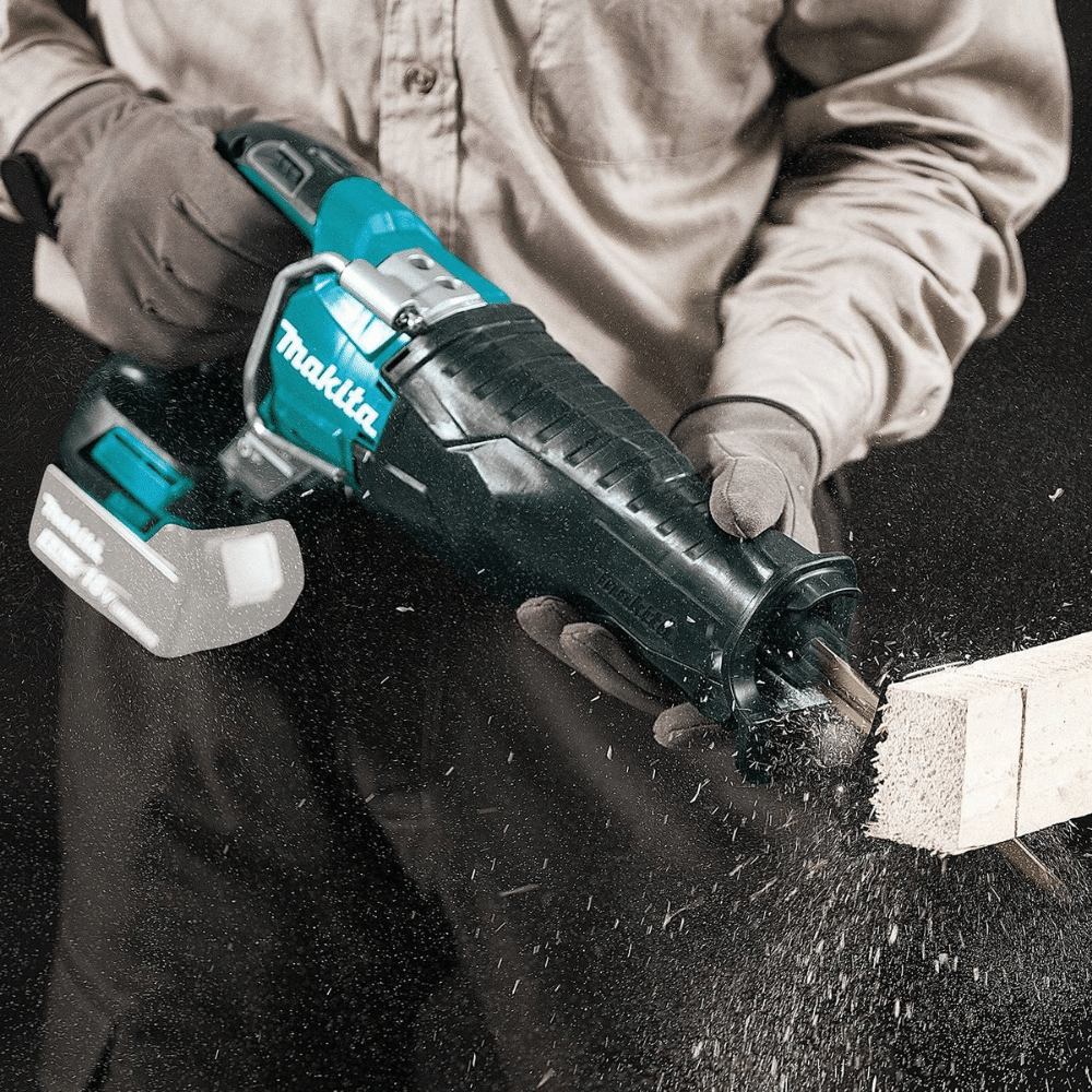 Makita XRJ05Z 18V LXT Lithium-Ion Brushless Cordless Recipro Saw， Tool Only