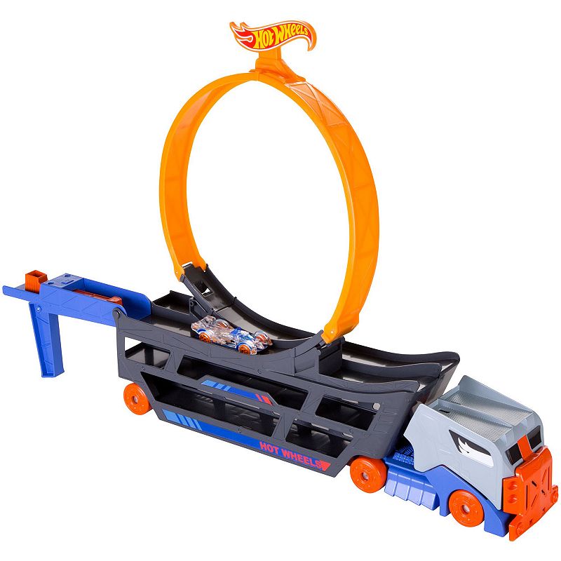 Mattel Hot Wheels Stunt and Go Track Set