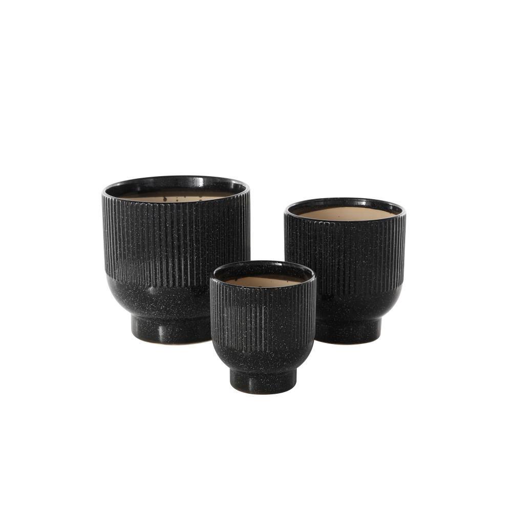 Litton Lane 9 in. 8 in. and 6 in. Small Black Ceramic Speckled Planter with Linear Grooves and Tapered Bases (3-Pack) 045224