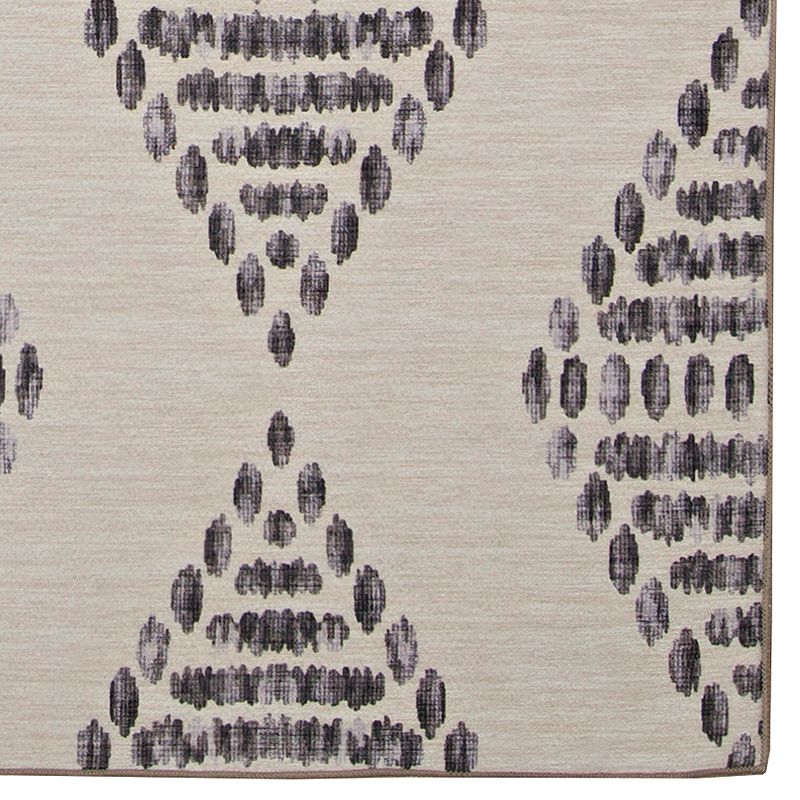 Linon Navarre Outdoor Washable Rug