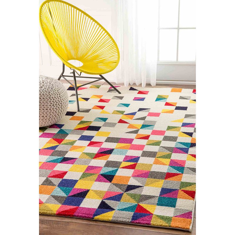 nuLOOM Carnival Takisha Triangle Geometric Rug