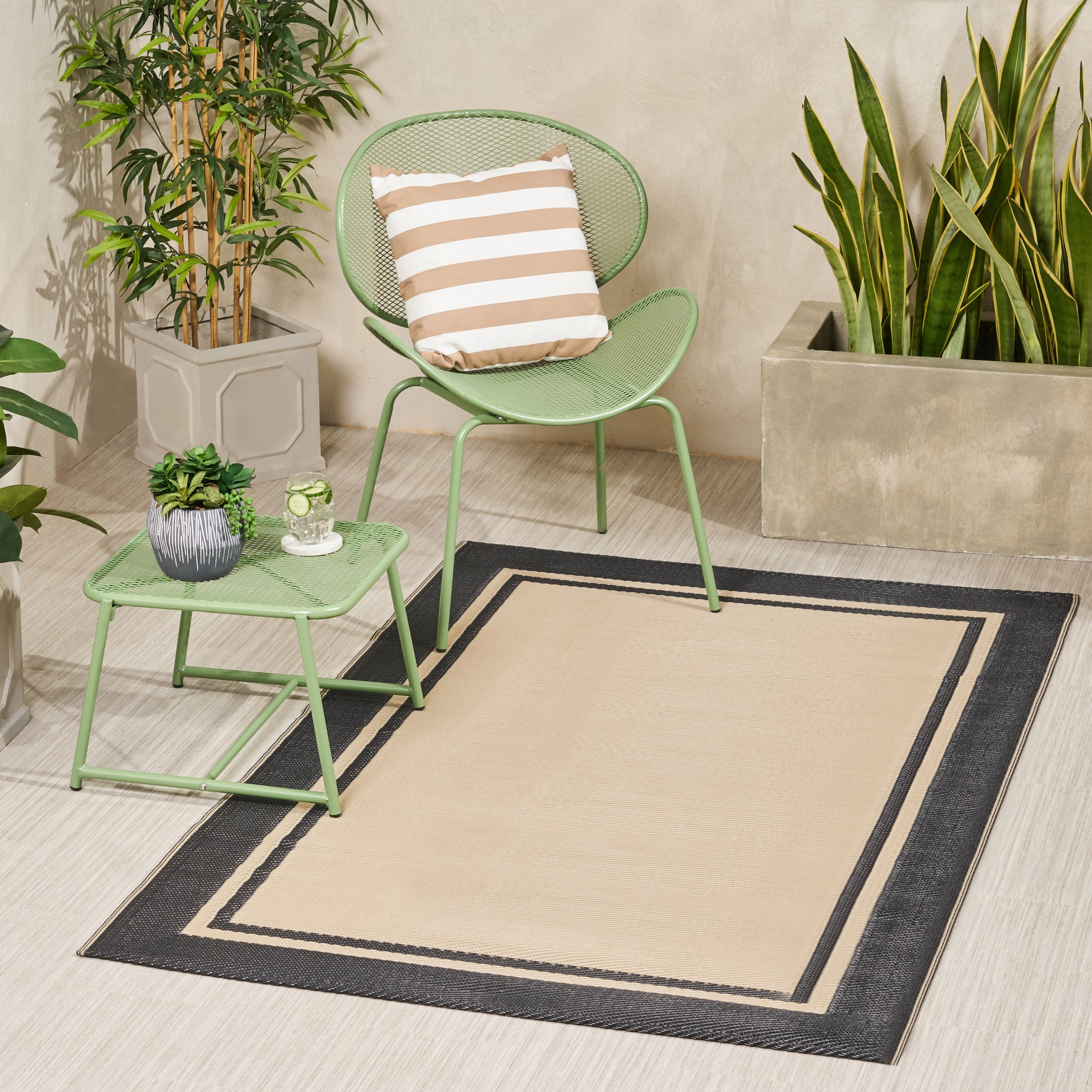 Adesire Outdoor Modern Scatter Rug