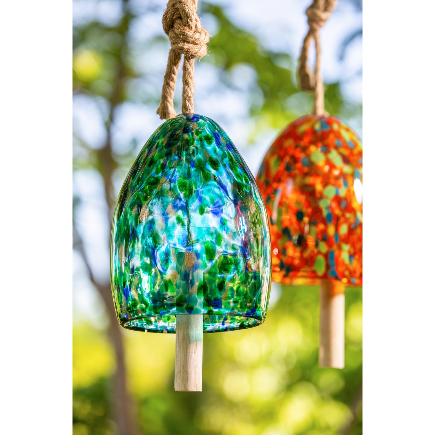 Evergreen Art Glass Speckle Turquoise Bell Chime， 5.5''x 5.5'' x 7.9'' inches