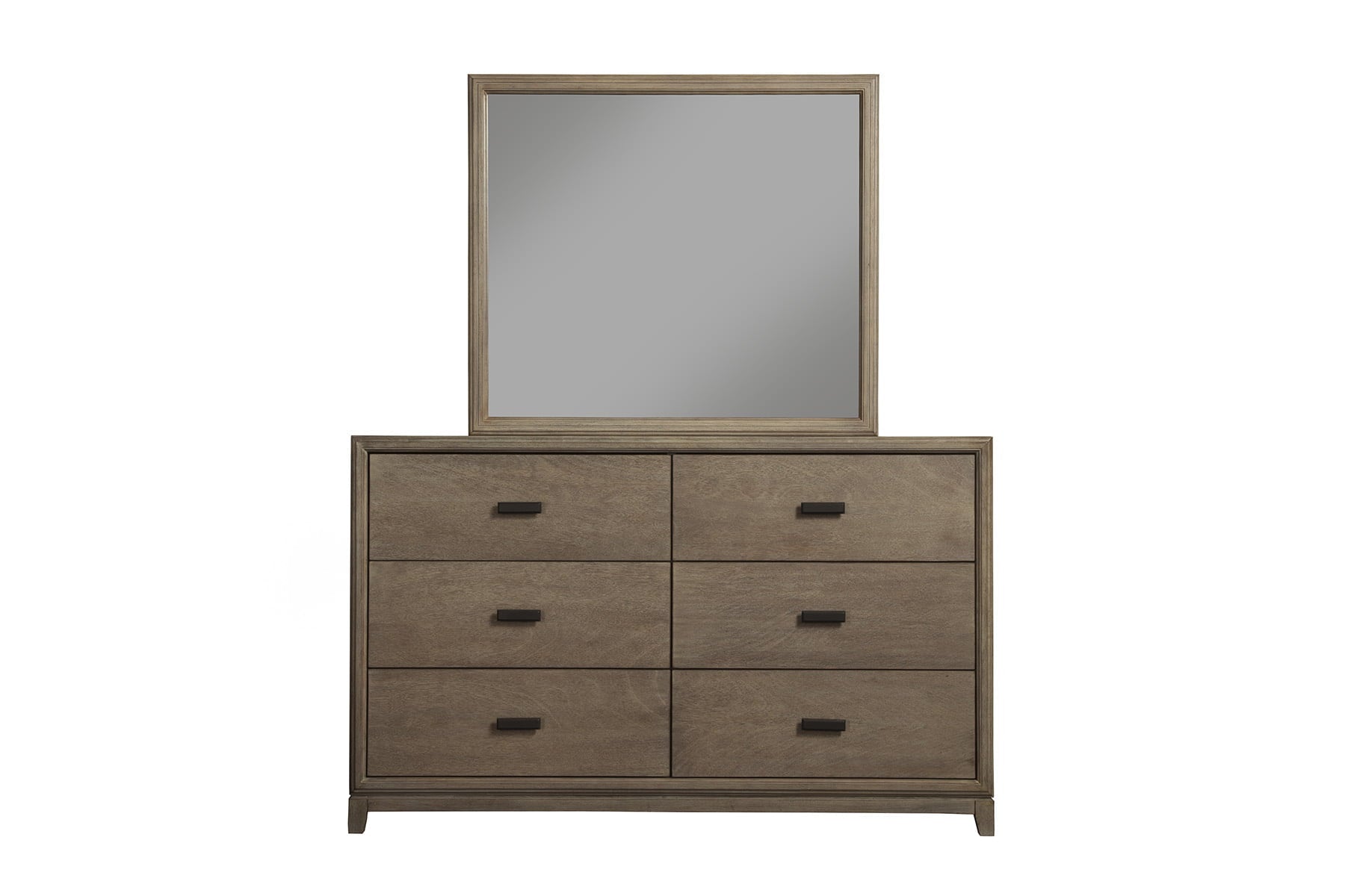 Camilla Dresser