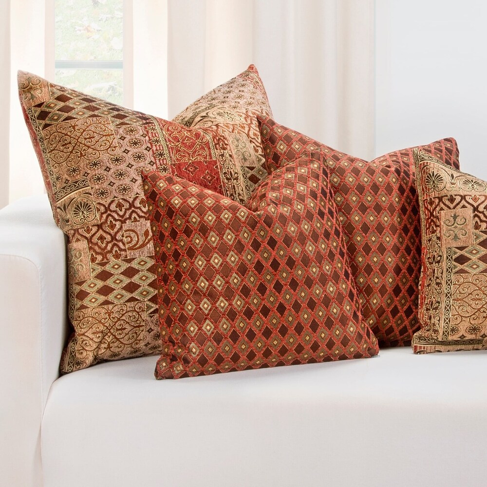 Siscovers Double Diamond Zippered Accent Pillow