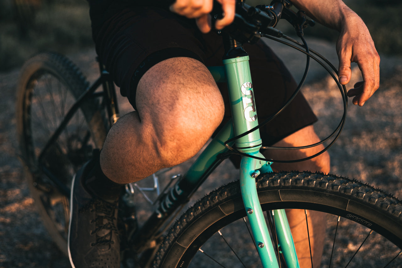 4130 All-Road - Flat Bar - Turquoise Fade (650b / 700c)
