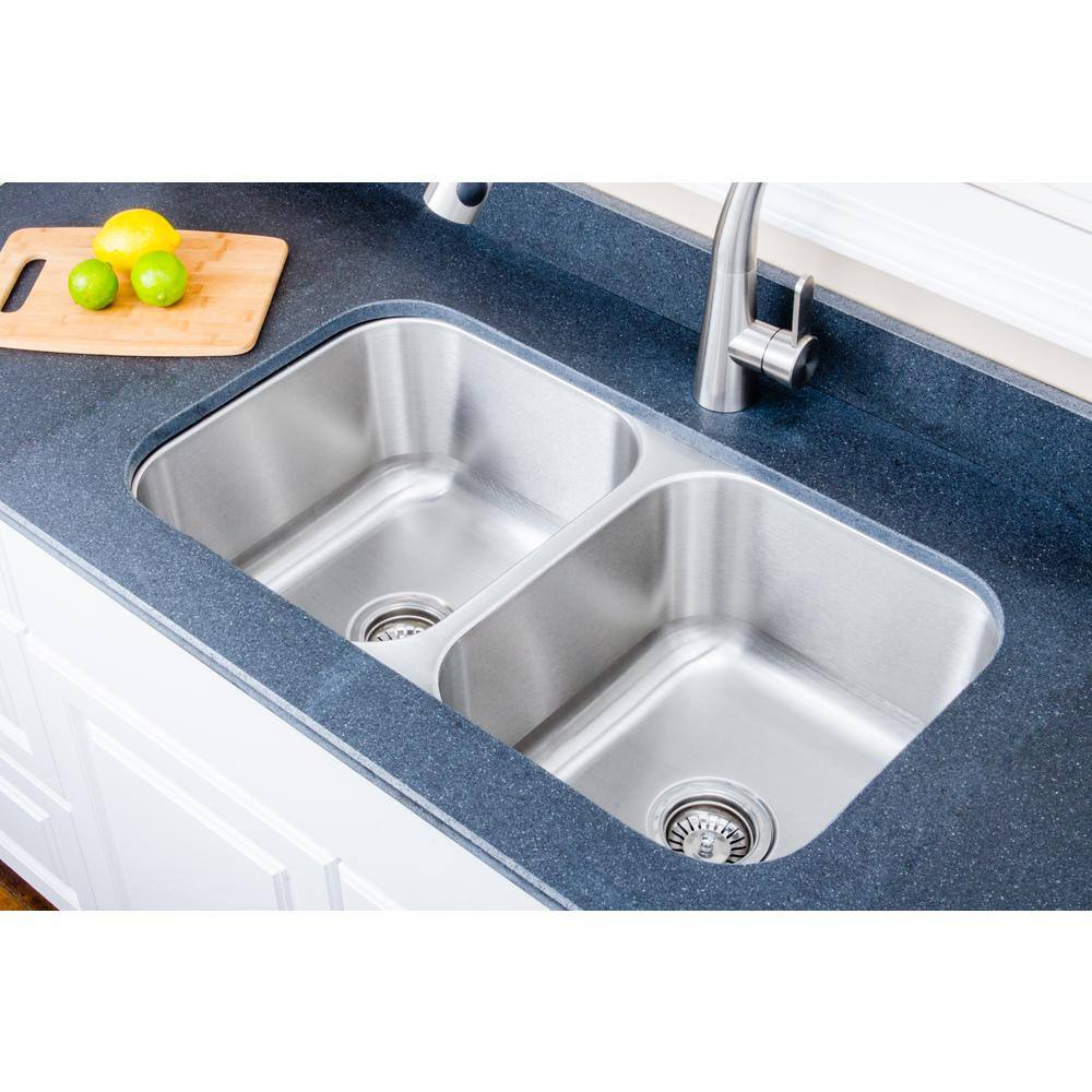 Wells The Craftsmen Series Undermount Stainless Steel 33 in. 5050 Double Bowl Kitchen Sink CMU3318-99