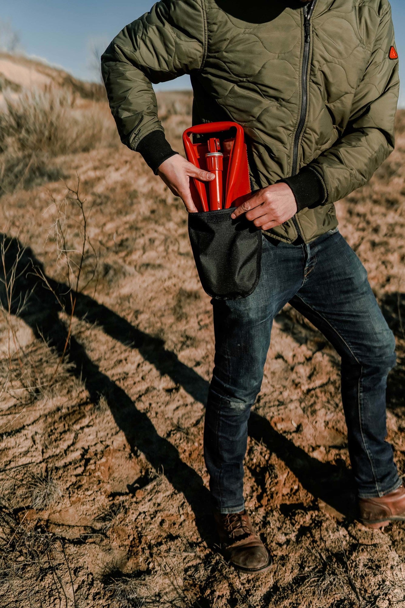 Stansport Double Folding Shovel - Red