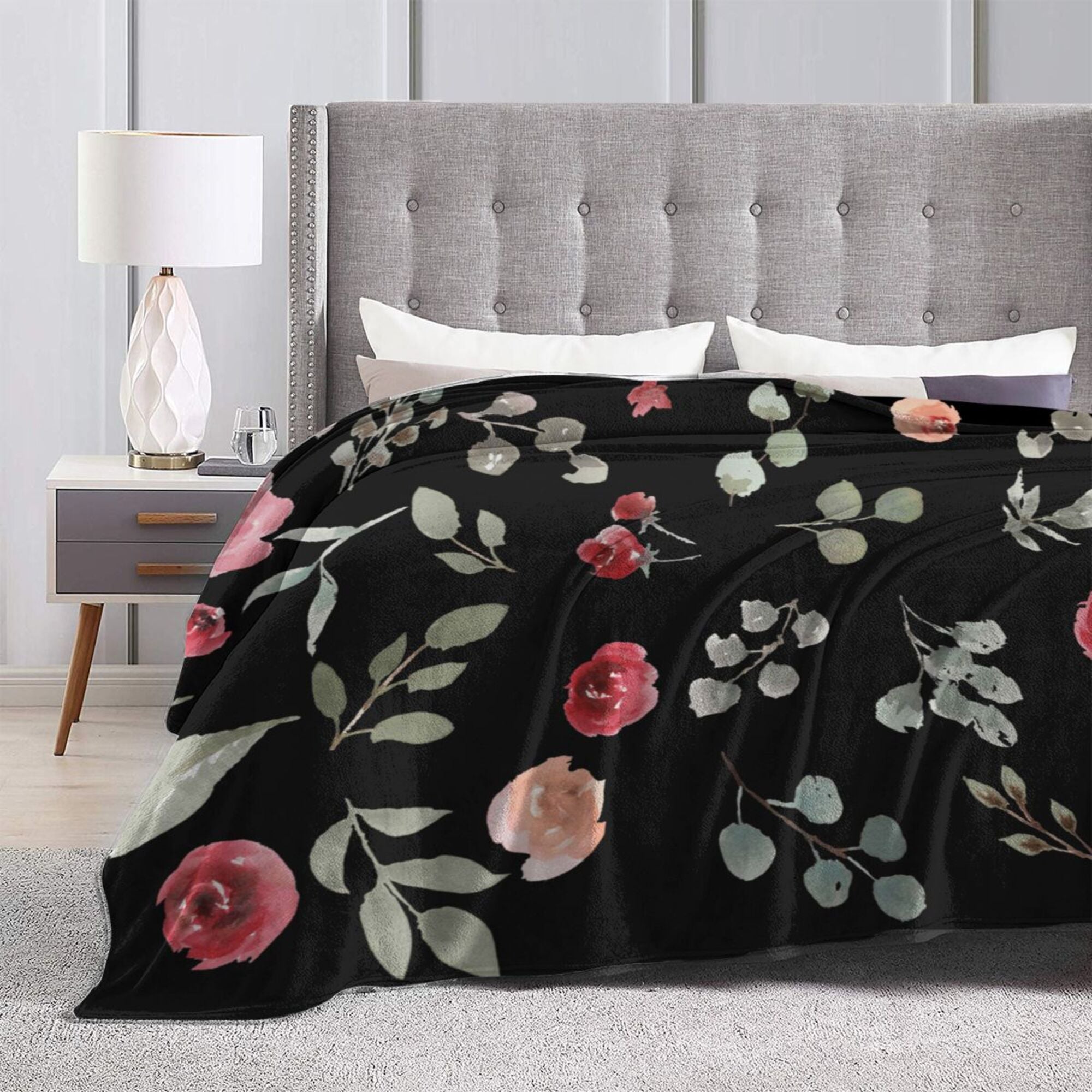 Red Watercolorl Floral Pattern Throw Blanket，Super Soft Anti-Pilling Flannel Bed Blankets， 40